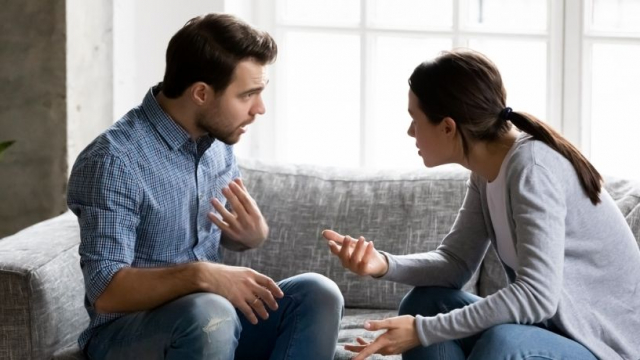 Signs that your partner is psychologically abusing you 